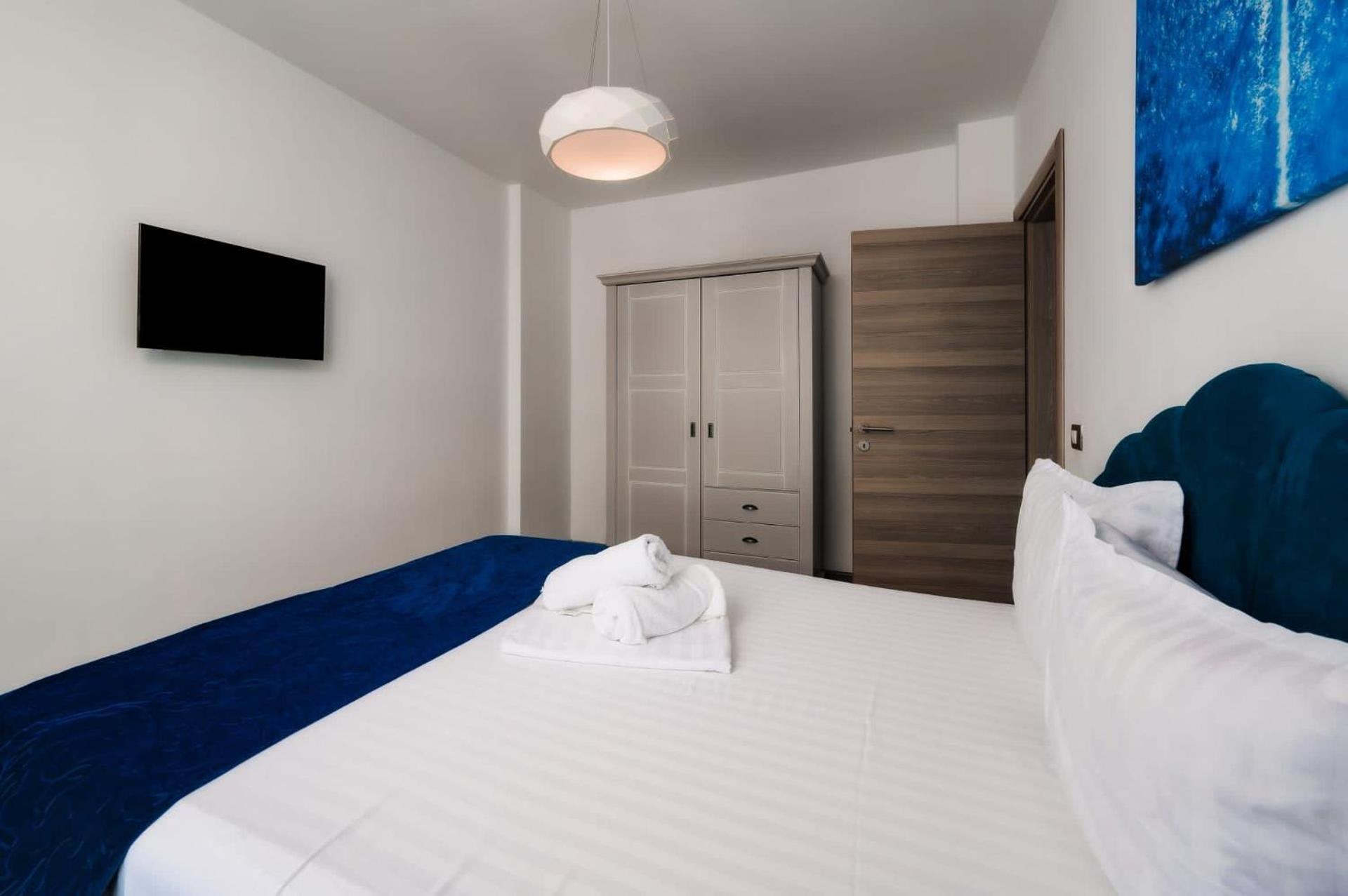 Luxury Suite Alezzi Beach Apartment Piscina Incalzita Sauna Jacuzzi Parking Navodari Exterior photo